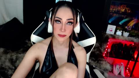 Snapshot of jasminehotcumxx chatting on February 4, 2025, 6:04 am lavander  not for free show  online show from February 4, 2025, 6:04 am