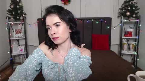 JasmineKouch online show from December 21, 2024, 9:25 pm