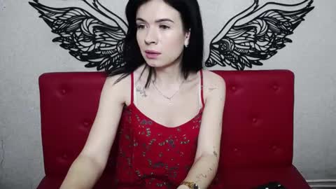 JasmineKouch online show from January 25, 2025, 7:07 pm