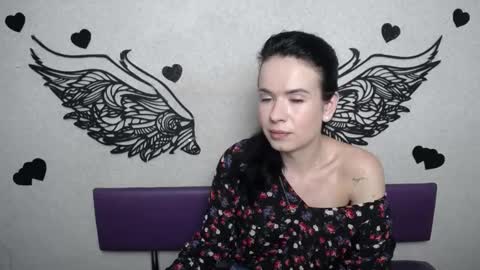 JasmineKouch online show from September 9, 2025, 5:34 pm