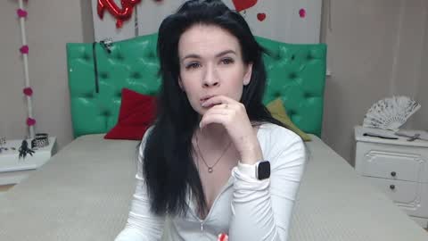 JasmineKouch online show from April 26, 2026, 5:10 pm