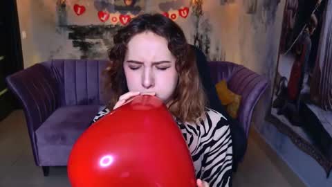 Snapshot of jasminemilko chatting on February 11, 2026, 5:23 am Jasmine online show from February 11, 2026, 5:23 am