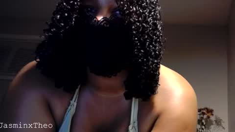 Jasmin Theo online show from September 30, 2025, 4:50 am