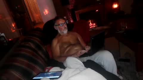 Snapshot of jasonreloaded694u chatting on January 27, 2025, 9:44 am Jason online show from January 27, 2025, 9:44 am