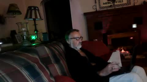 Snapshot of jasonreloaded694u chatting on January 31, 2025, 9:59 am Jason online show from January 31, 2025, 9:59 am