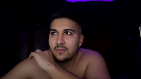 jasonsua21 online show from February 22, 2025, 1:11 am