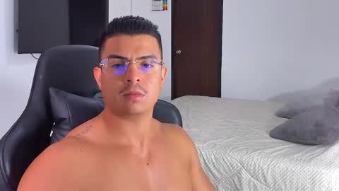 Snapshot of jasperbrooksx chatting on January 4, 2025, 6:09 pm JBrooksXx online show from January 4, 2025, 6:09 pm