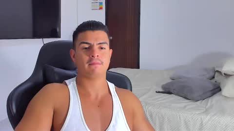 Snapshot of jasperbrooksx chatting on January 6, 2025, 12:37 am JBrooksXx online show from January 6, 2025, 12:37 am