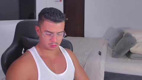 Snapshot of jasperbrooksx chatting on January 15, 2025, 7:12 pm JBrooksXx online show from January 15, 2025, 7:12 pm