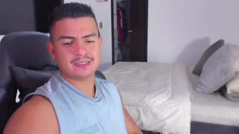 Snapshot of jasperbrooksx chatting on January 21, 2025, 7:39 pm JBrooksXx online show from January 21, 2025, 7:39 pm
