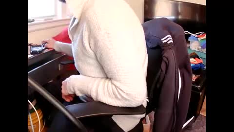 Snapshot of jasperh98 chatting on November 6, 2025, 8:32 pm jasperh98 online show from November 6, 2025, 8:32 pm