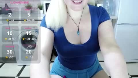 jassicaonline online show from December 15, 2025, 9:41 pm