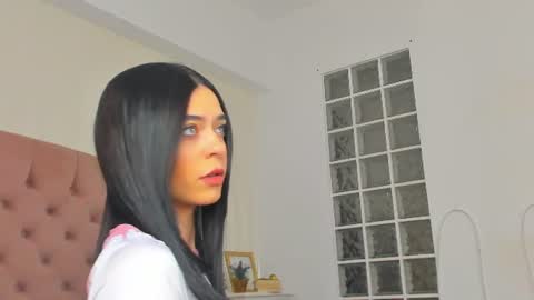 JassyeJoy online show from June 21, 2026, 4:48 am