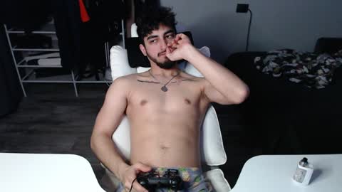 Jastin online show from February 4, 2025, 8:38 pm