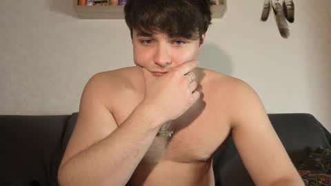 Snapshot of jastinpet chatting on September 18, 2025, 7:49 pm jastinpet online show from September 18, 2025, 7:49 pm