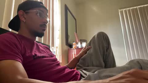  Jorge  online show from December 5, 2025, 8:16 pm