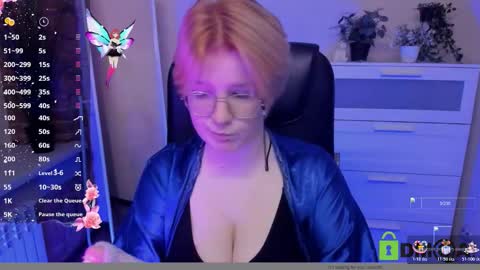 Katerina online show from November 7, 2025, 8:42 pm