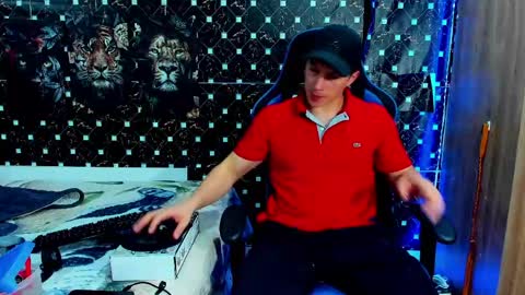 Javier online show from May 26, 2026, 4:41 am