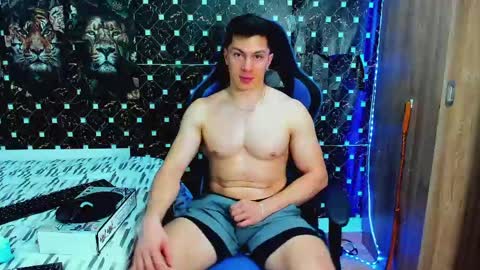 Javier online show from June 6, 2026, 11:53 pm