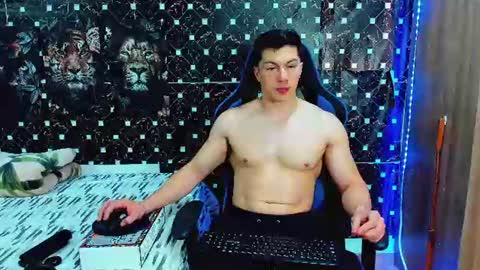 Javier online show from June 9, 2026, 7:03 pm