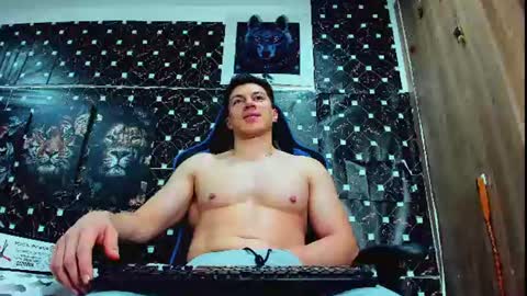 Javier online show from June 14, 2026, 1:25 am
