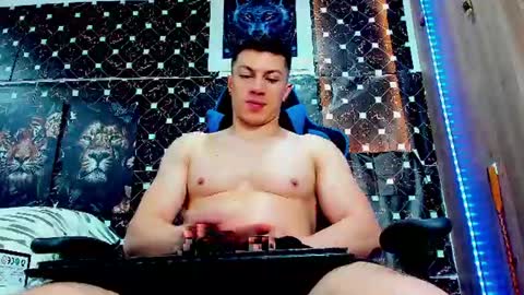 Javier online show from July 15, 2026, 5:07 pm