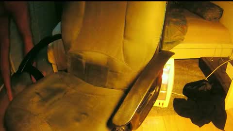 Snapshot of javigtz chatting on November 4, 2025, 10:31 pm javigtz online show from November 4, 2025, 10:31 pm