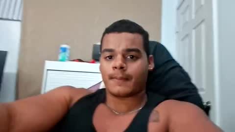 Snapshot of javiricorich chatting on May 19, 2026, 5:58 am javiSdick online show from May 19, 2026, 5:58 am
