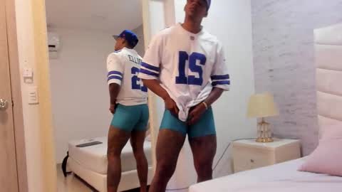 jax black online show from November 24, 2025, 7:13 pm