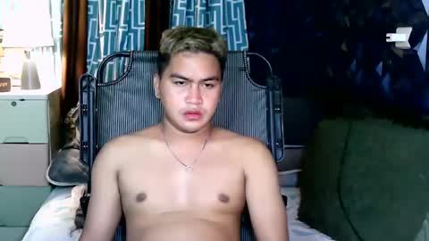 jay_eel online show from February 3, 2025, 7:52 pm
