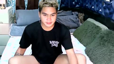 jay_eel online show from February 12, 2025, 8:40 pm