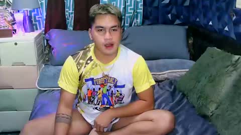 jay_eel online show from February 18, 2025, 7:43 am