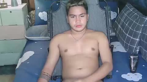 jay_eel online show from February 26, 2025, 7:49 pm