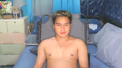 jay_eel online show from March 12, 2025, 7:57 am