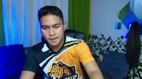 Snapshot of jay_hotcummer chatting on April 1, 2026, 11:33 am JL online show from April 1, 2026, 11:33 am