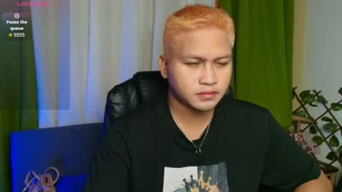 Snapshot of jay_hotcummer chatting on April 4, 2026, 9:29 am JL online show from April 4, 2026, 9:29 am