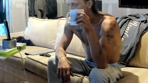 Snapshot of jay_short7863 chatting on October 7, 2025, 4:04 pm O F   jay short786 online show from October 7, 2025, 4:04 pm