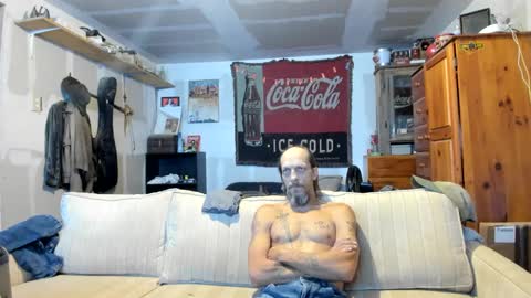 Snapshot of jay_short7863 chatting on October 14, 2025, 2:18 pm O F   jay short786 online show from October 14, 2025, 2:18 pm