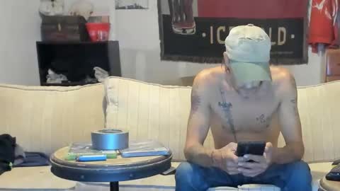 Snapshot of jay_short7863 chatting on April 18, 2026, 2:04 am O F jay short786 online show from April 18, 2026, 2:04 am