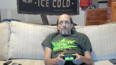 Snapshot of jay_short7863 chatting on May 5, 2026, 5:59 am O F jay short786 online show from May 5, 2026, 5:59 am