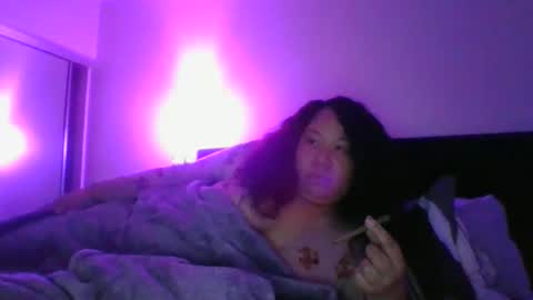 AsiaPlayaXxX online show from November 30, 2025, 7:01 am