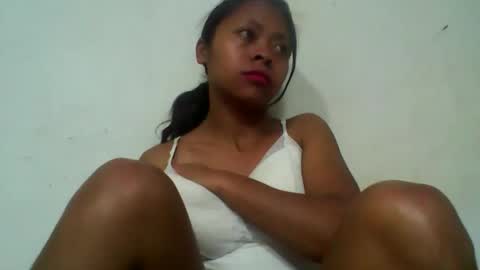 jayalydiah online show from November 2, 2025, 4:04 am