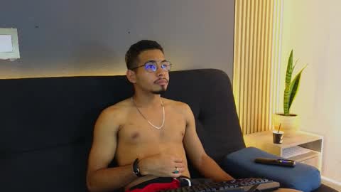 Jay online show from October 10, 2025, 3:38 am