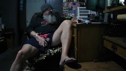 Grand Zaddy or Jay its casual online show from September 9, 2025, 11:37 pm