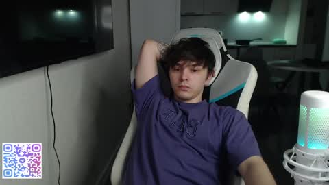 Jayce online show from April 26, 2026, 3:04 am