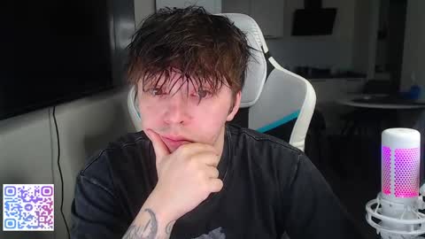 Jayce online show from May 11, 2026, 4:40 am