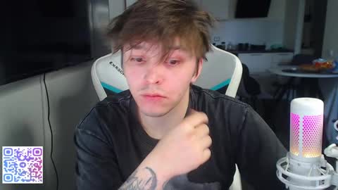 Jayce online show from May 11, 2026, 4:04 pm