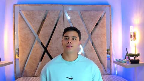 jayd_muscle online show from November 22, 2025, 4:22 am