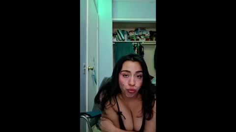 Snapshot of jayelena9 chatting on January 18, 2026, 9:24 am jayelena9 online show from January 18, 2026, 9:24 am