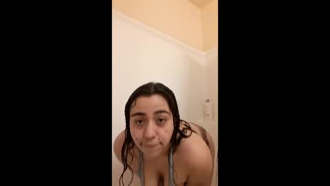 Snapshot of jayelena9 chatting on January 19, 2026, 12:42 pm jayelena9 online show from January 19, 2026, 12:42 pm